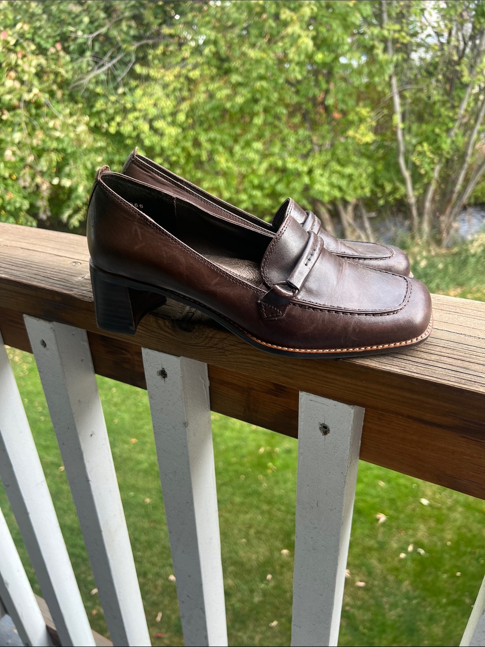 Hush Puppies vintage loafers